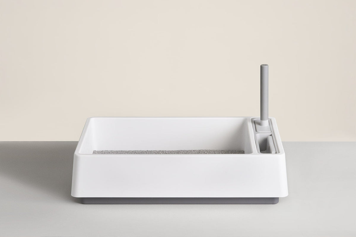 tuft + paw Cove Litter Box